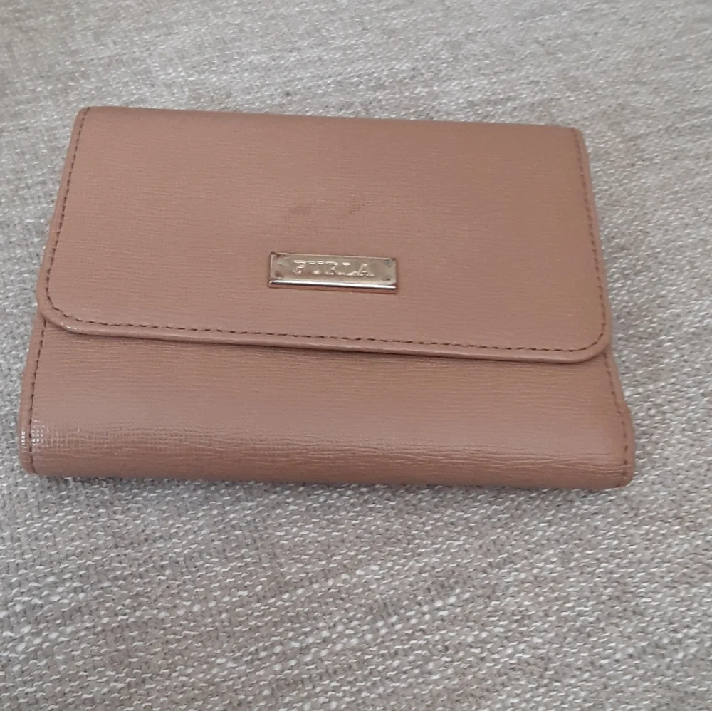 Furla chic wallet